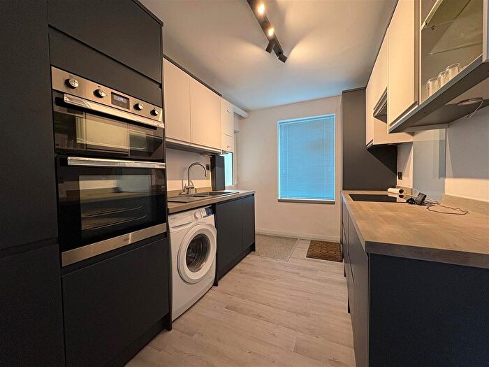 2 Bedroom Flat To Rent In The Reeves, York, YO24