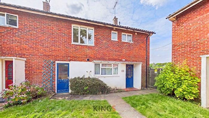 3 Bedroom End Terrace House For Sale In Briars Wood, Hatfield, AL10