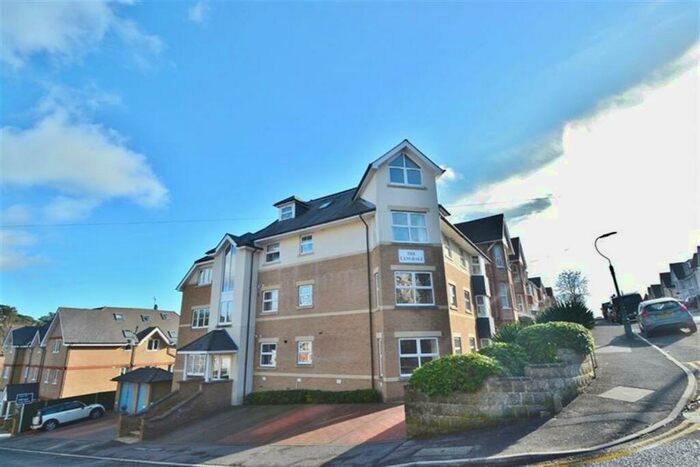 3 Bedroom Flat To Rent In Alum Chine, BH4