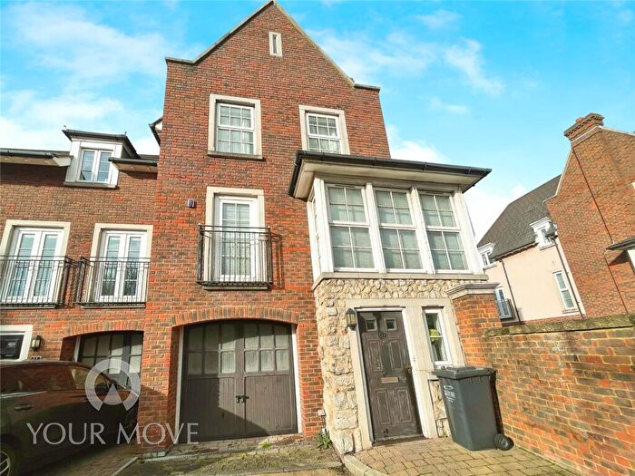 1 Bedroom Property To Rent In Hyndford Crescent, Greenhithe, Kent, DA9