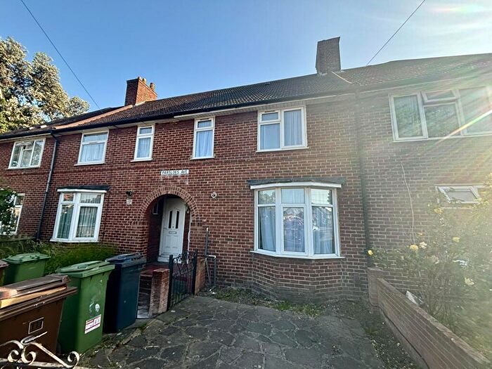 2 Bedroom Terraced House To Rent In Parsloes Avenue, Dagenham, RM9