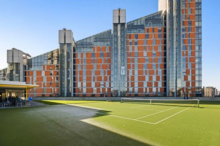 2 Bedroom Apartment For Sale In The Montevetro Building, - Battersea Church Road, SW11