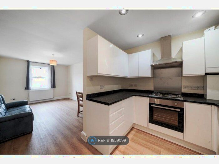 1 Bedroom Flat To Rent In Hercules Place, London, N7