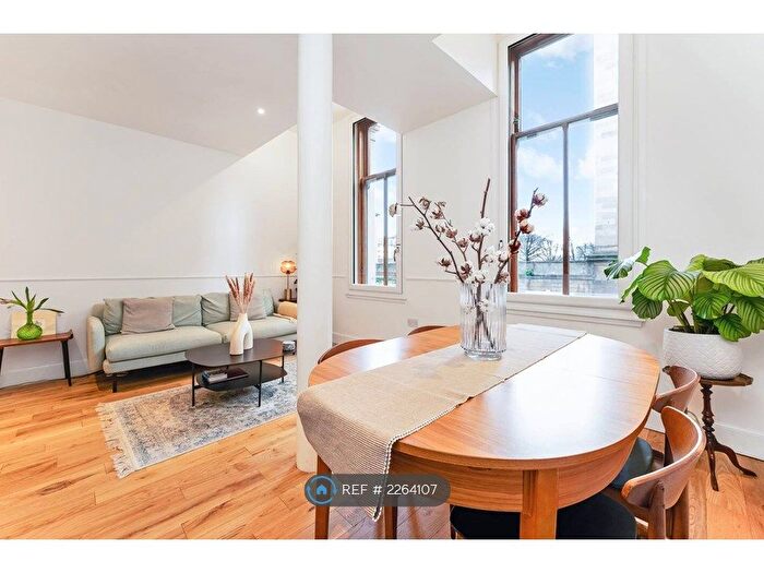 1 Bedroom Flat To Rent In High Street, Glasgow, G1