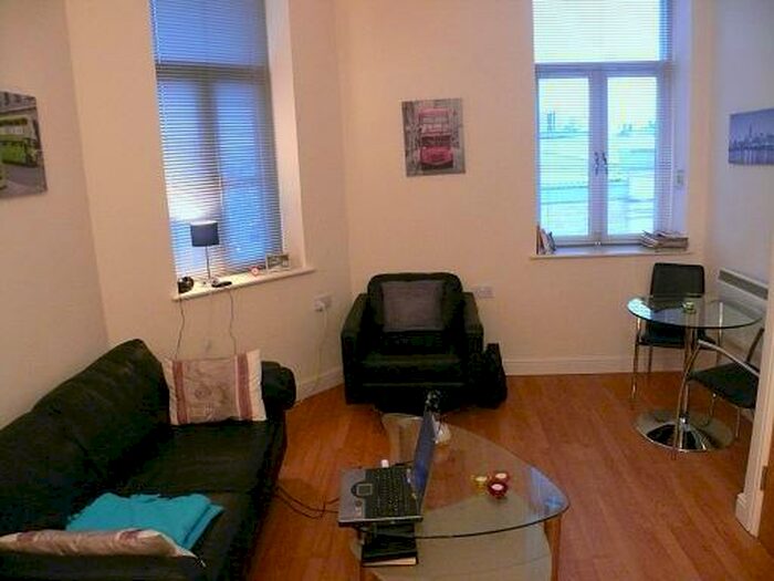 1 Bedroom Flat To Rent In Cornerhouse, Godwin St, Bradford, BD1