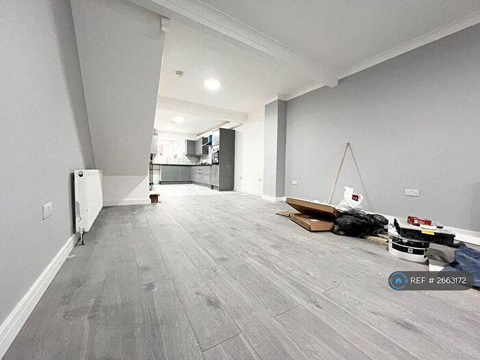 2 Bedroom Terraced House To Rent In Eastwood Road, Ilford, IG3