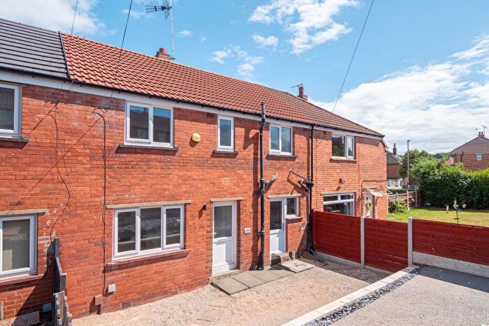 3 Bedroom Terraced House To Rent In Standale Crescent, Pudsey, LS28
