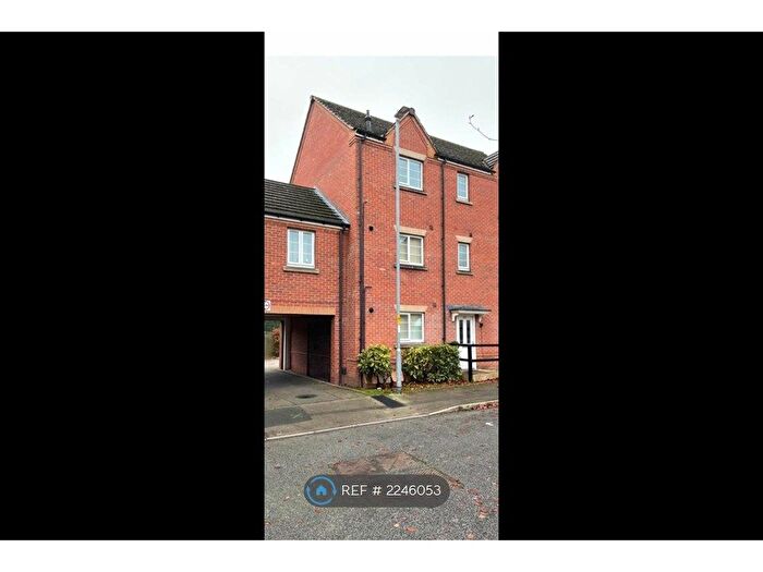 2 Bedroom Flat To Rent In Eagleworks Drive, Walsall, WS3
