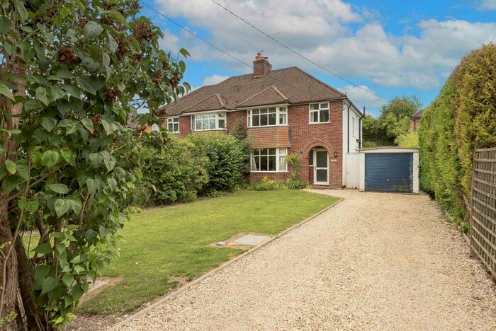 3 Bedroom Semi-Detached House For Sale In Duckmore Lane, Tring, HP23