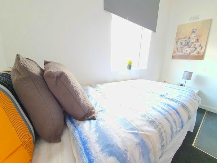 Studio To Rent In Walsall Street, Willenhall, WV13