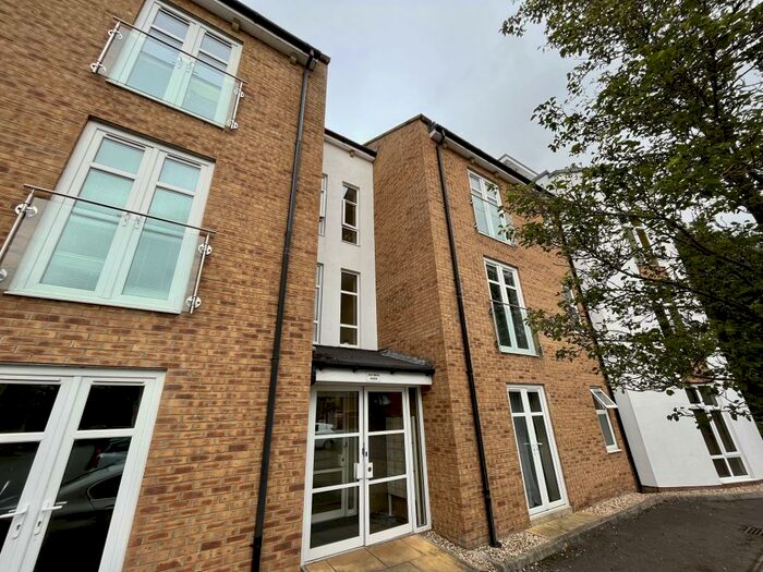 2 Bedroom Flat To Rent In Westbeck House - Darlington, DL3