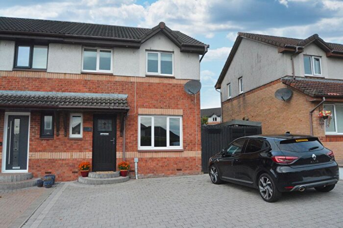 3 Bedroom Semi-Detached House For Sale In Rankin Crescent, Dennyloanhead, FK4