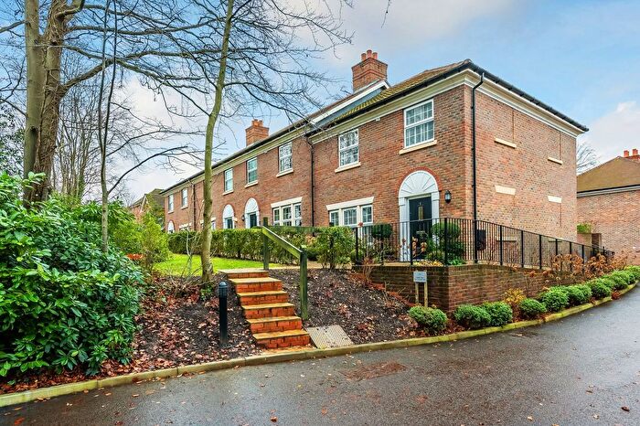 3 Bedroom Terraced House For Sale In Redcliffe Place, Tunbridge Wells, TN2