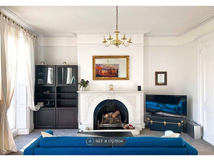 1 Bedroom Flat To Rent In Cambray Place Cheltenham, Cheltenham, GL50