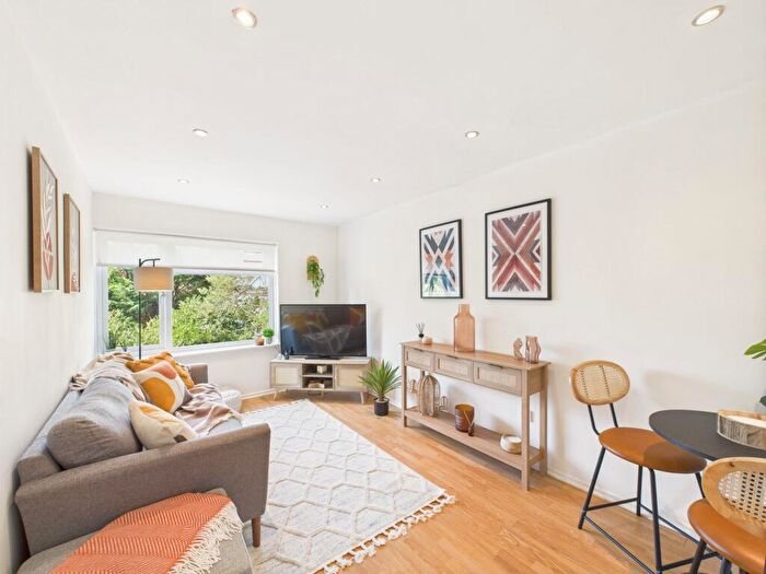 1 Bedroom Flat For Sale In Pennine Road, Bromsgrove, B61