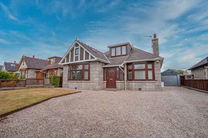 4 Bedroom Detached House For Sale In Edgehill Terrace, Aberdeen, AB15