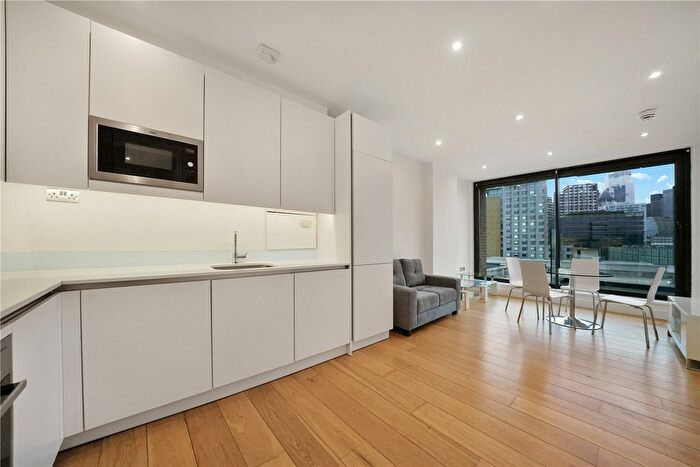 1 Bedroom Flat To Rent In Plumbers Row, Whitechapel, E1