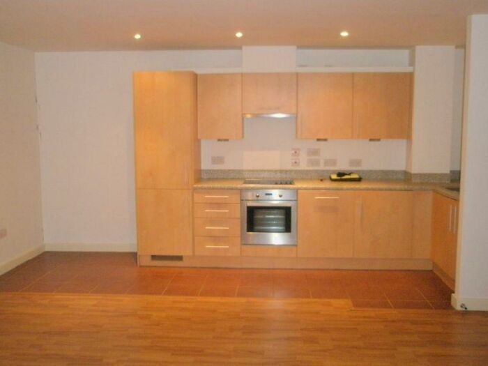 2 Bedroom Apartment To Rent In The Hicking Building, Queens Road, NG2