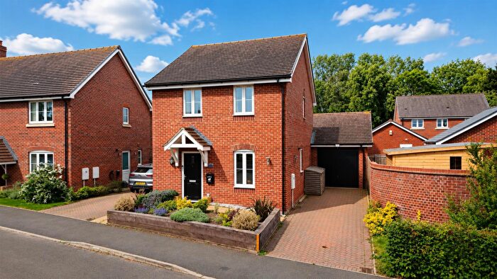3 Bedroom Detached House For Sale In Perry Orchard, Long Marston, CV37