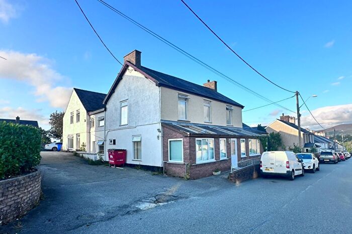 15 Bedroom Detached House For Sale In Station Road, Llanrug, Caernarfon, LL55