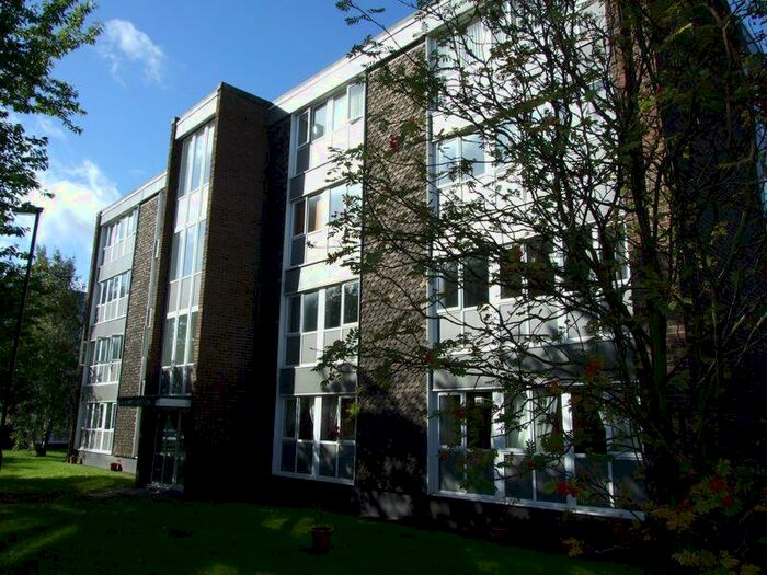2 Bedroom Ground Flat To Rent In Akeld Court, South Gosforth, NE3