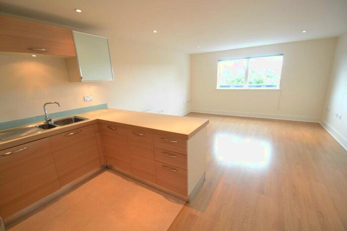 2 Bedroom Apartment To Rent In Church Street, Epsom, KT17