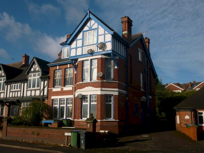 2 Bedroom Flat To Rent In Walsall Street, Wednesbury, WS10