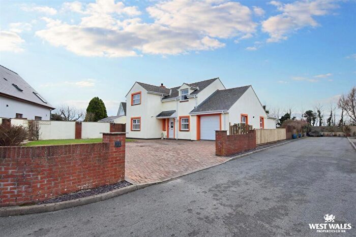 4 Bedroom Detached House For Sale In Reginald Close, Hundleton, Pembroke, SA71