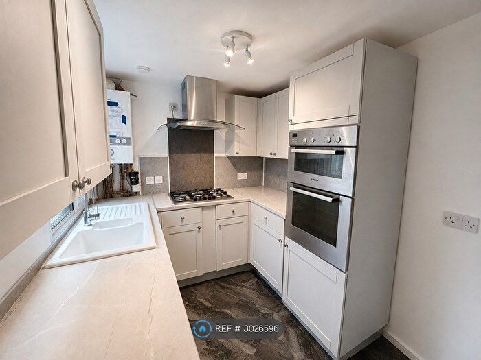 3 Bedroom End Terrace House To Rent In Cromwell Road, Rushden, NN10
