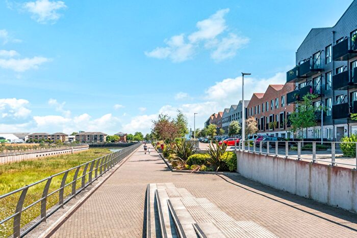 1 Bedroom Flat For Sale In Cory's Road, Rochester, ME1