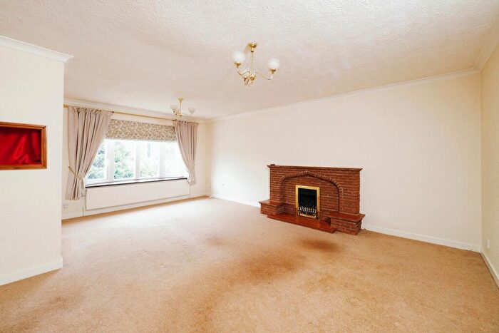 3 Bedroom Bungalow For Sale In Finsbury Road, Bramcote, Nottingham, Nottinghamshire, NG9