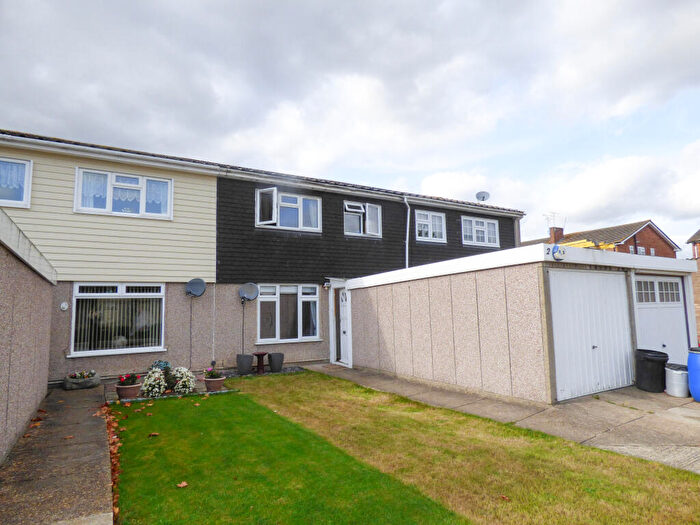 3 Bedroom House To Rent In Mansell Close, Eastwood, SS9