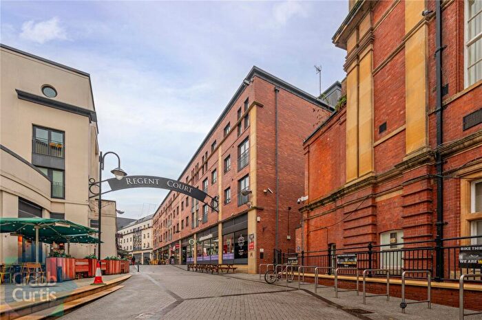 2 Bedroom Apartment For Sale In Livery Street, Leamington Spa, Warwickshire, CV32