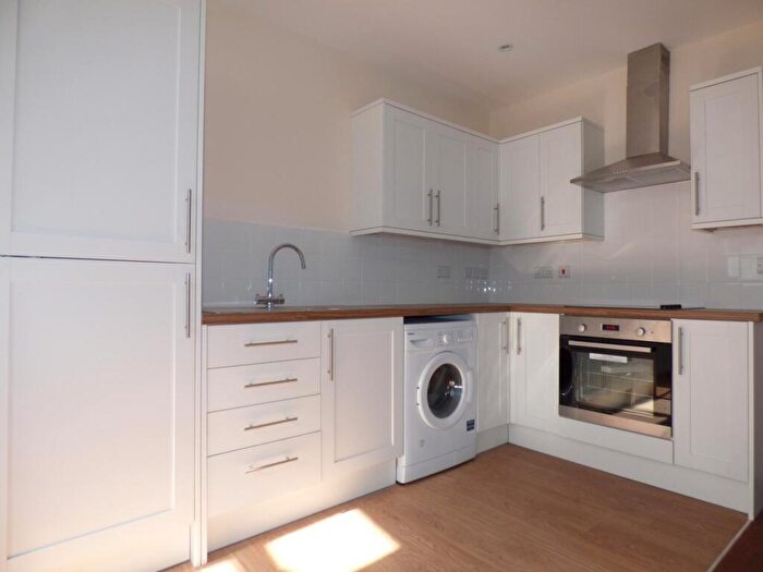 1 Bedroom Flat To Rent In Lewis Grove, London, SE13