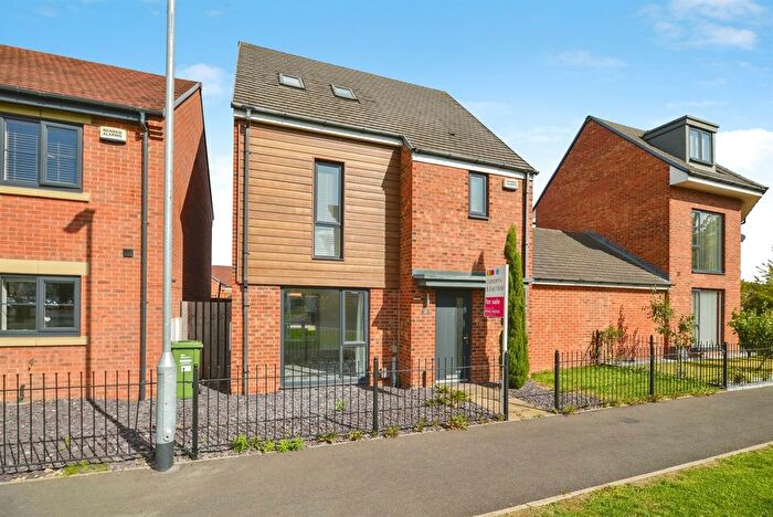 4 Bedroom Link Detached House For Sale In Sculptor Crescent, Stockton-On-Tees, TS18