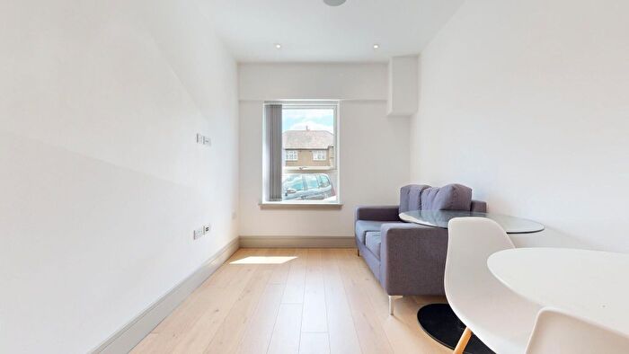 1 Bedroom Flat To Rent In George Street, Croydon, CR0