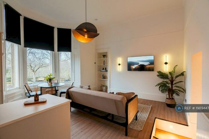 1 Bedroom Flat To Rent In Ground Floor, Glasgow, G12