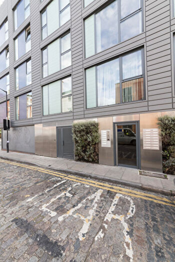 2 Bedroom Flat To Rent In Ratcliffe Cross Street, London, E1