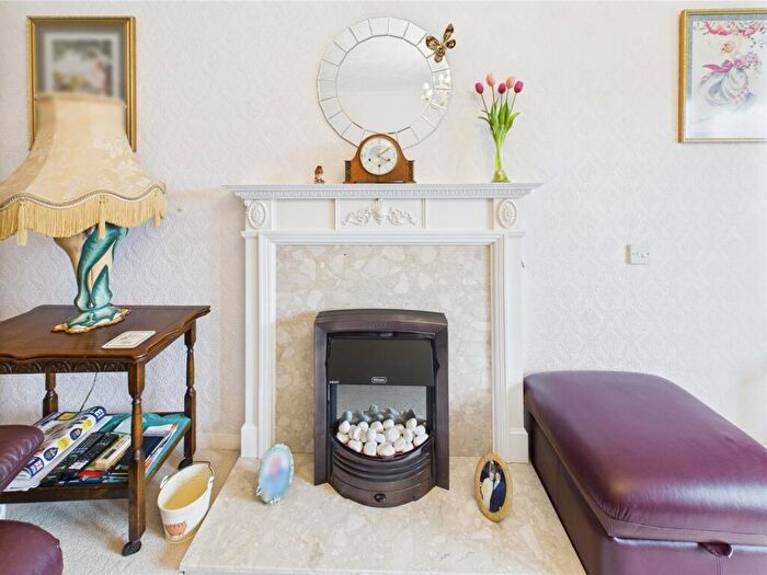 1 Bedroom Apartment For Sale In Ashdown Court, Cromer, NR27