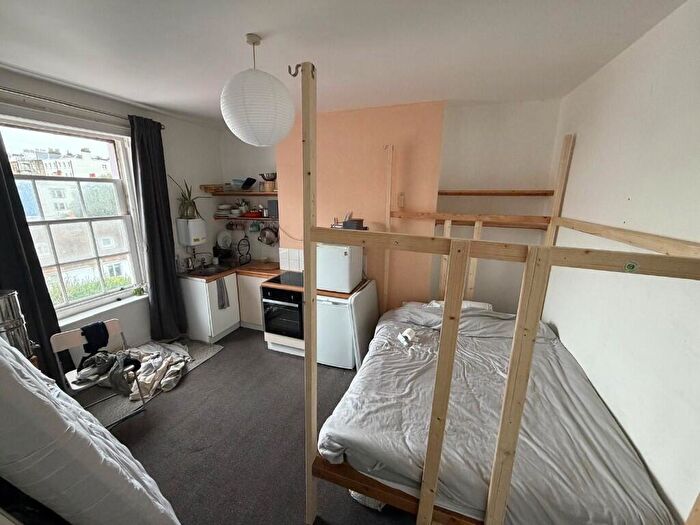 Studio To Rent In Charlotte Street, BN2