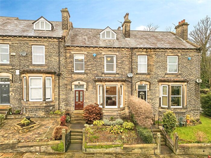 5 Bedroom Terraced House For Sale In Moorlands Avenue West, Dewsbury, WF13
