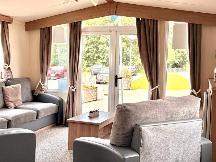 3 Bedroom Park Home For Sale In Sand Le Mere Holiday Park – Yorkshire, HU12