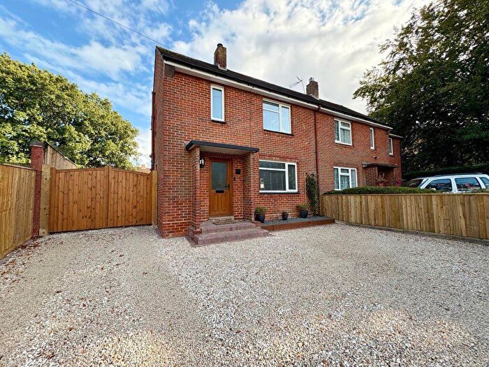 2 Bedroom House To Rent In Mandale Road, Bournemouth (), P07