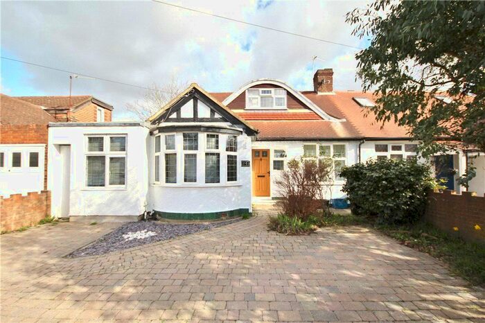 4 Bedroom Bungalow To Rent In Waverley Avenue, Twickenham, TW2