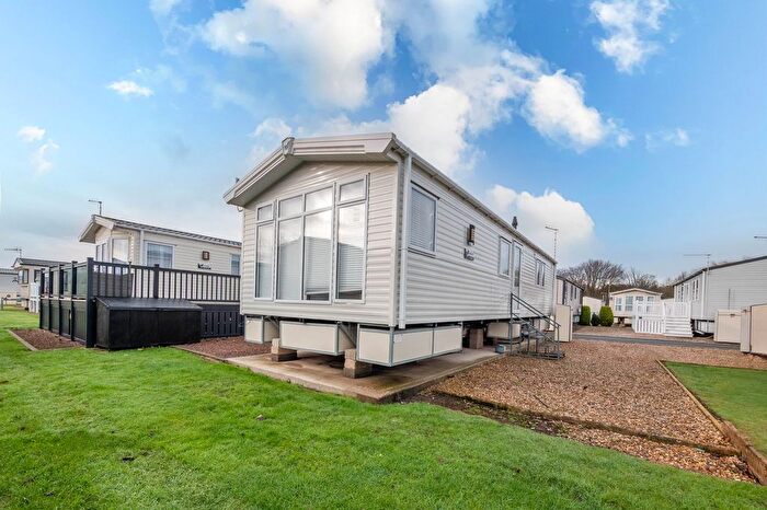2 Bedroom Property For Sale In Rayford Park, Tiddington Road, CV37