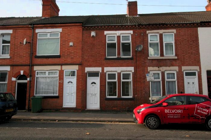 3 Bedroom Terraced House To Rent In Meadow Lane, Loughborough, LE11