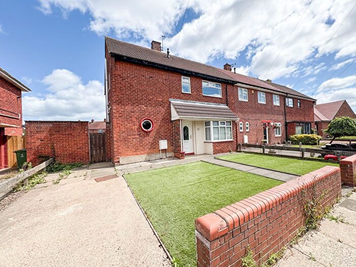 3 Bedroom End Terrace House For Sale In Keats Avenue, Blyth, NE24