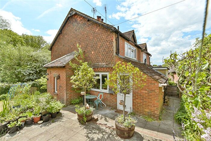 2 Bedroom Semi Detached House For Sale In Bedlow Lane, Cranleigh, Surrey, GU6