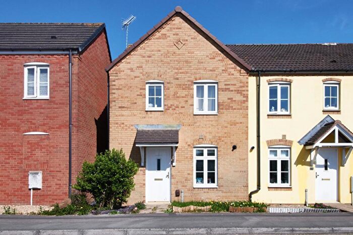 3 Bedroom End Of Terrace House To Rent In Shepherds Walk, Bradley Stoke, Bristol, BS32