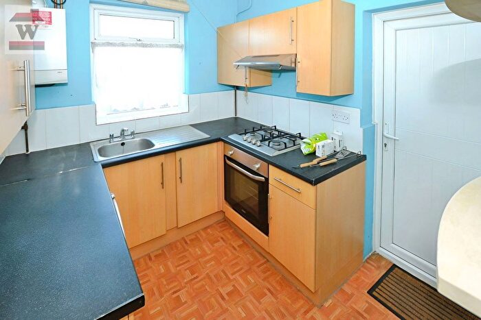3 Bedroom Semi-Detached House To Rent In Heath Road, Hounslow, TW3